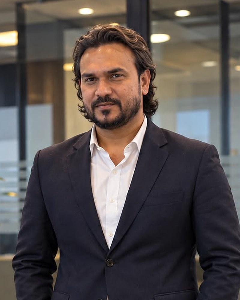 Anthony Pereira, Director